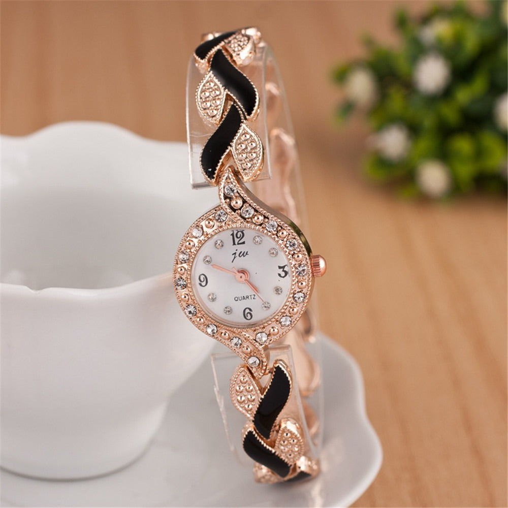 New Cross border Fashion Versatile Women's Love Watch Band with Diamond Quartz Watch Set